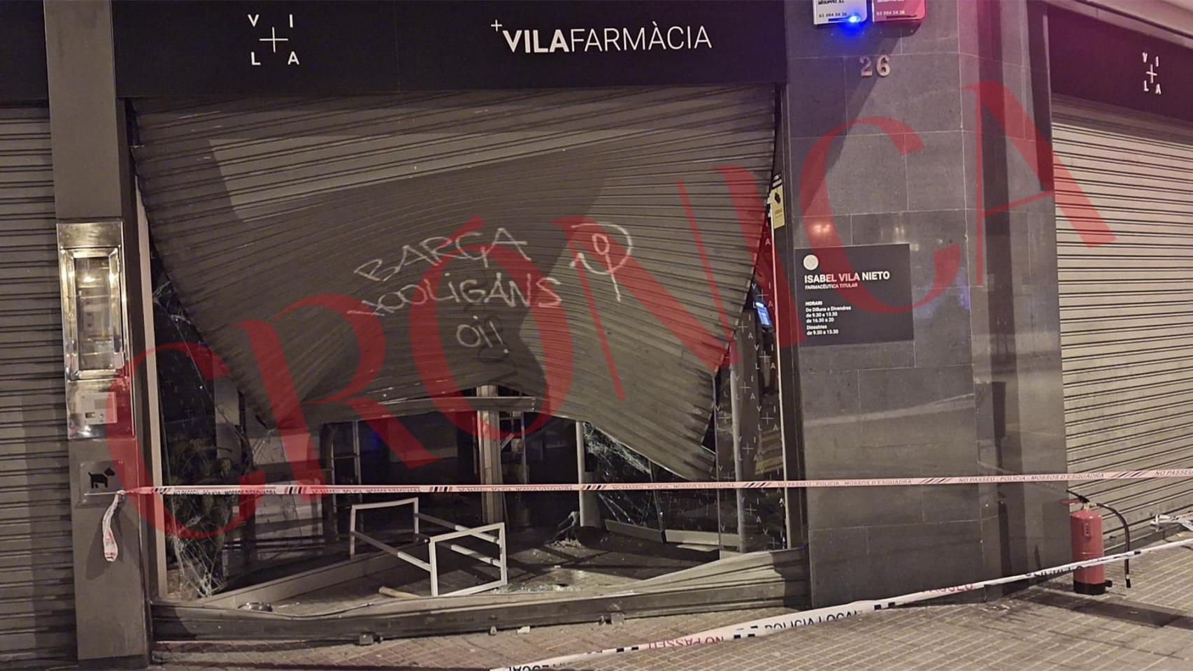 Imagen del alunizaje en una farmacia de Montcada i Reixac