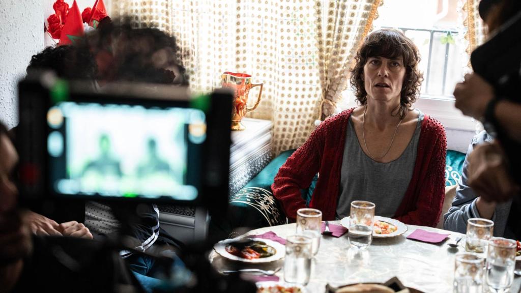 La actriz Anna Alarcón en el rodaje de 'L'escletxa'