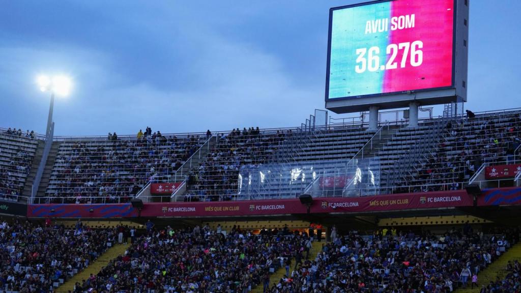 Les grades de Montjuïc, gairebé plenes en el clàssic de la Lliga F