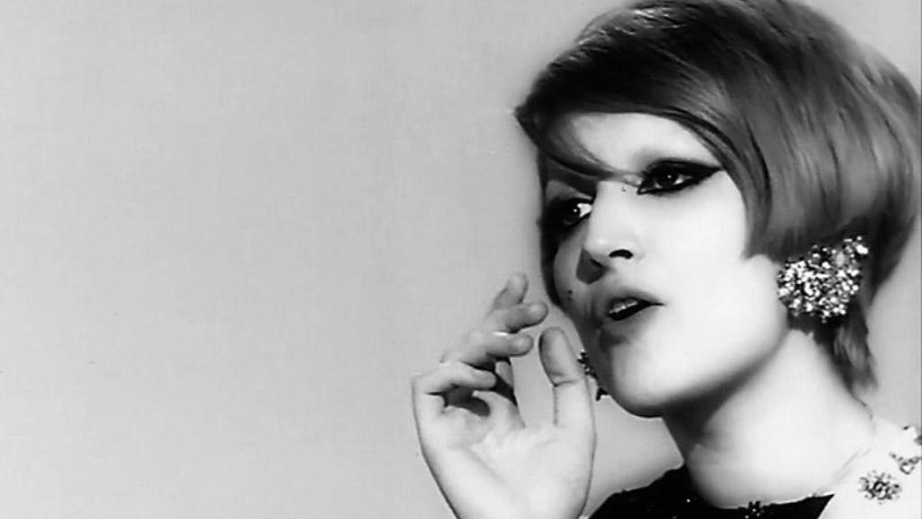 Mina Mazzini, en la seva etapa àlgida a Itàlia