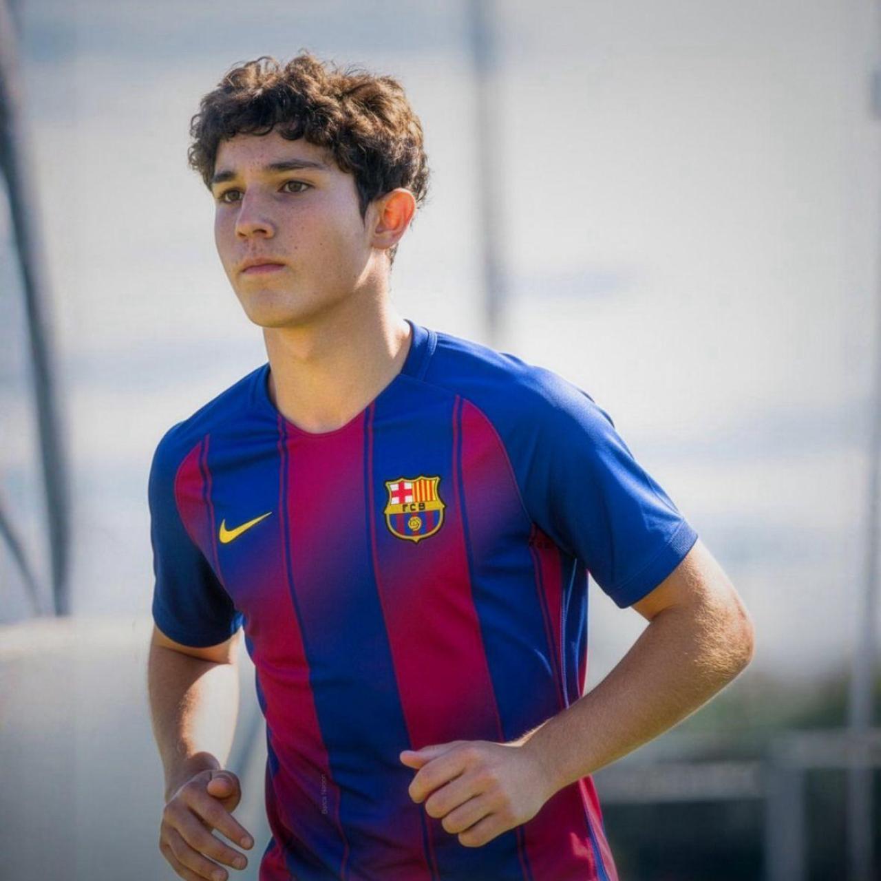 Gorka Buil, migcampista del Juvenil B del Barça