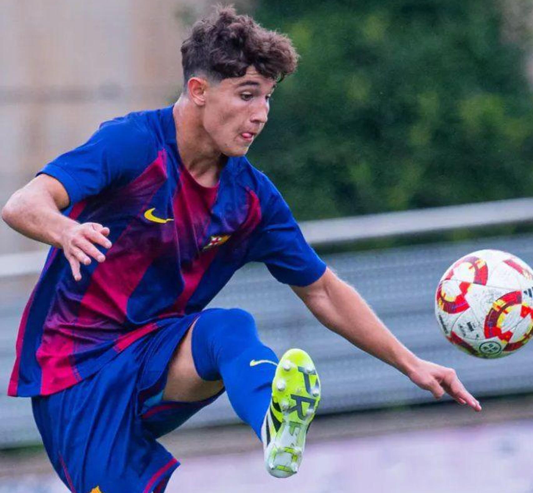 Gorka Buil, migcampista del Juvenil B del Barça