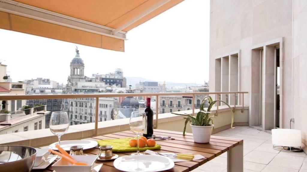 Imagen del ático de un Airbnb de paseo de Gràcia