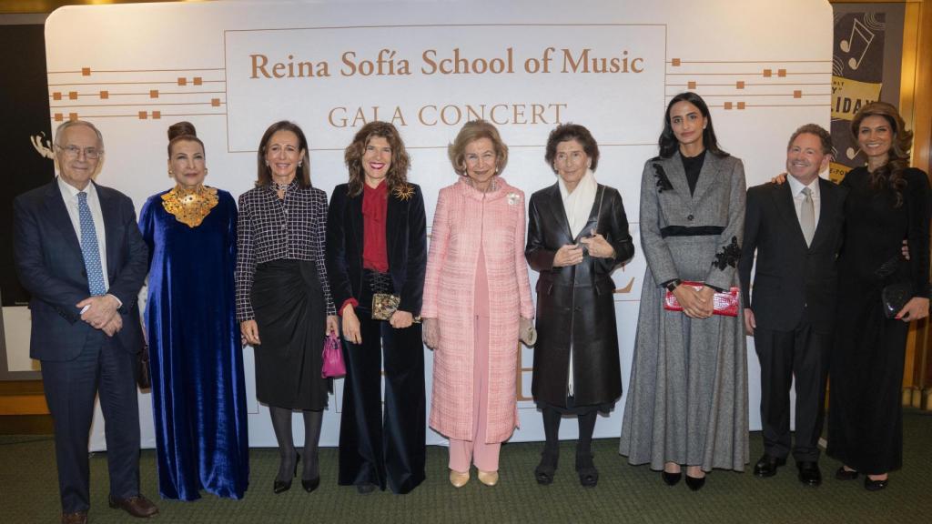 Foto de familia de la actuación de la Escuela Superior de Música Reina Sofía en Nueva York / EFE