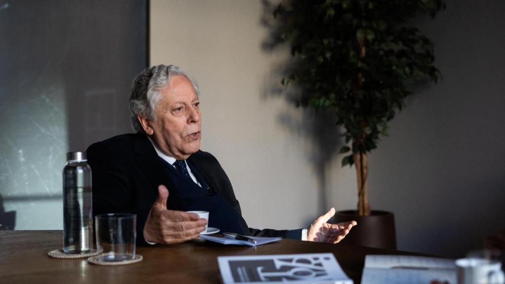 Miguel Ángel Aguilar a la seu de Crónica Global