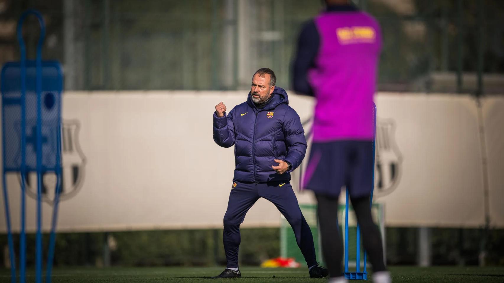 El actor secundario del Barça que manda un mensaje a Hansi Flick antes del Barça-Athletic: brilla fuera de su posición