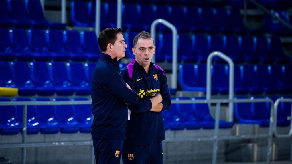 Xavi Pascual i Òscar Orellana, entrenadors del Barça de bàsquet