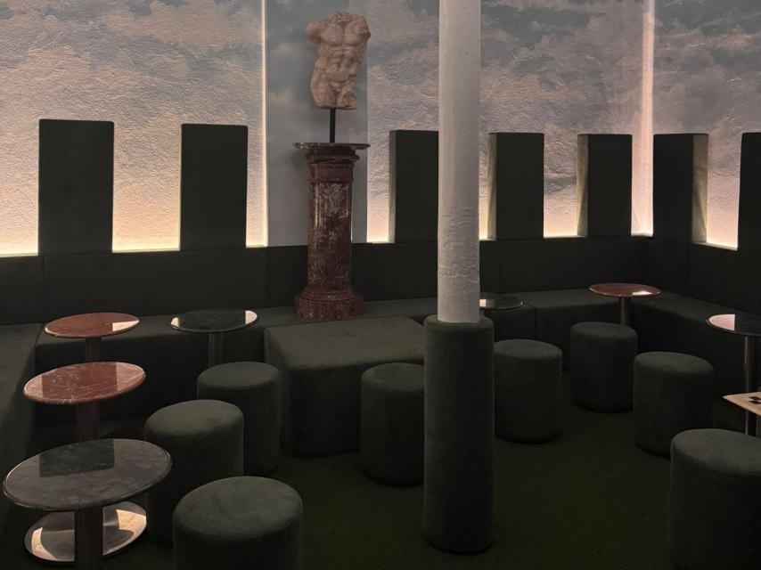 Una de les sales de Perritos Calientes