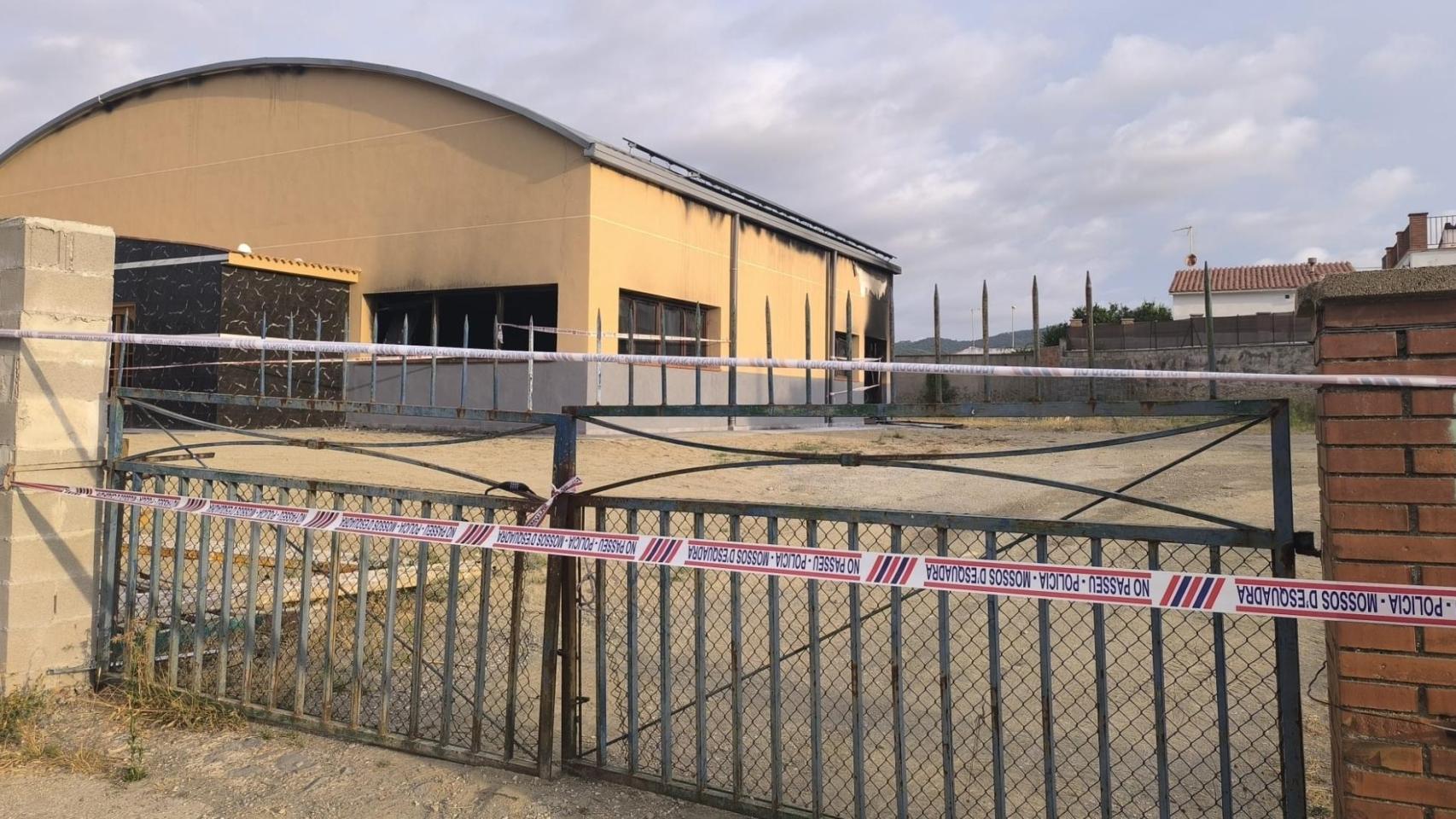 La mezquita de Piera, incendiada