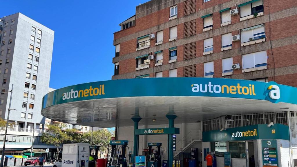 Estación de servicio de Autonetoil