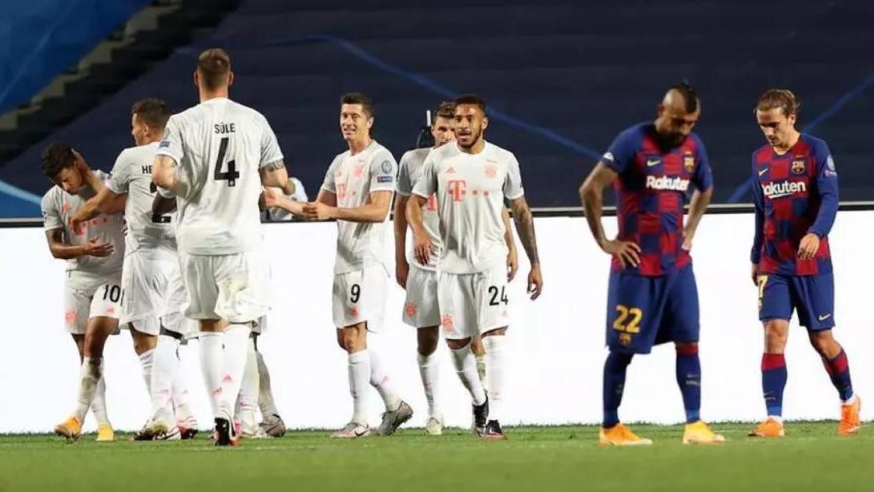 Los jugadores del Bayern de Múnich celebran la goleada contra el Barça en la Champions League