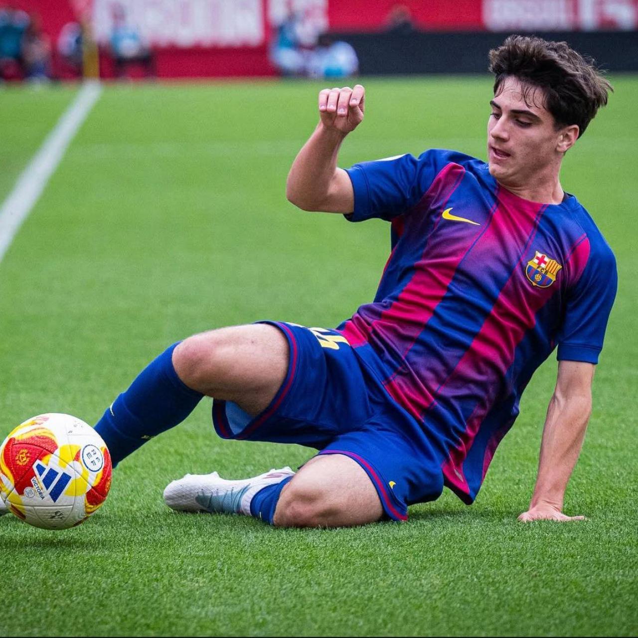 Guillem Víctor, germà de Pau Víctor i jugador del Juvenil A del Barça