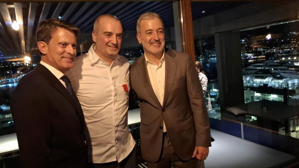 El ministro francés Manuel Valls, Romain Fornell y el alcalde de Barcelona, Jaume Collboni