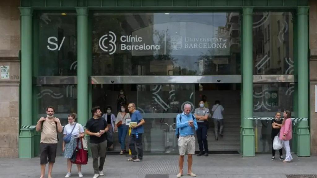 Façana de l'Hospital Clínic de Barcelona