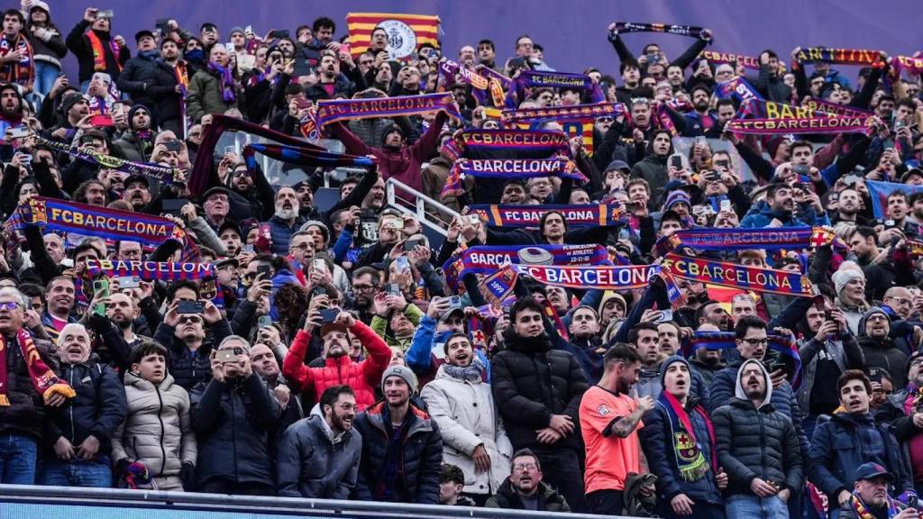 Aficionados del Barça en el Camp Nou ante el Athletic