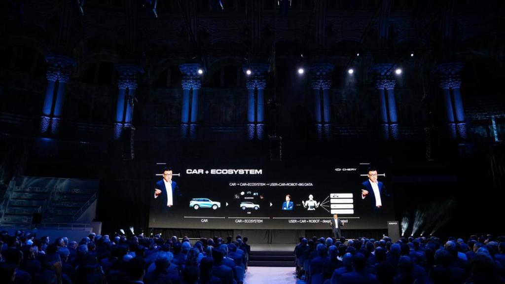 Primer aniversario de la vuelta de Ebro a la Zona Franca de Barcelona, en el MNAC