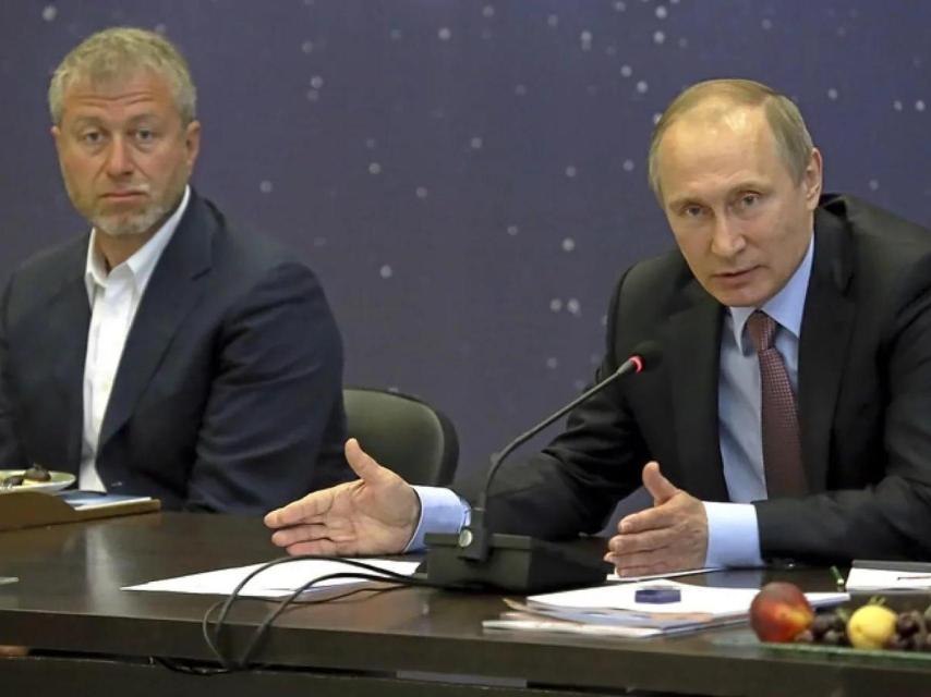 Roman Abramovich y Vladimir Putin
