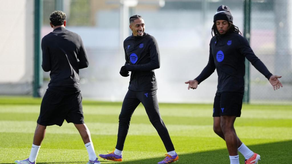 Raphinha, Lamine Yamal y Jules Koundé saltan a entrenar en la víspera del Chelsea-Barça