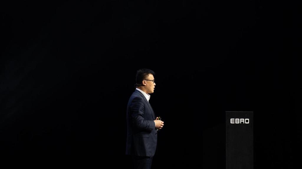 Charlie Zhang, vicepresident de Chery, a l’acte pel primer aniversari del retorn d’Ebro a la Zona Franca