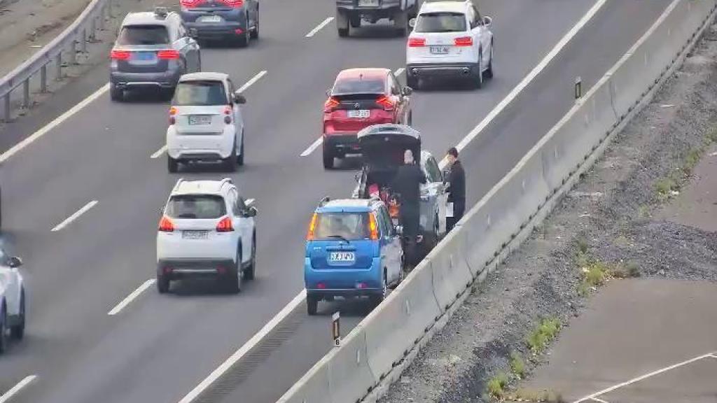 Dos vehículos accidentados en la AP-7 este lunes