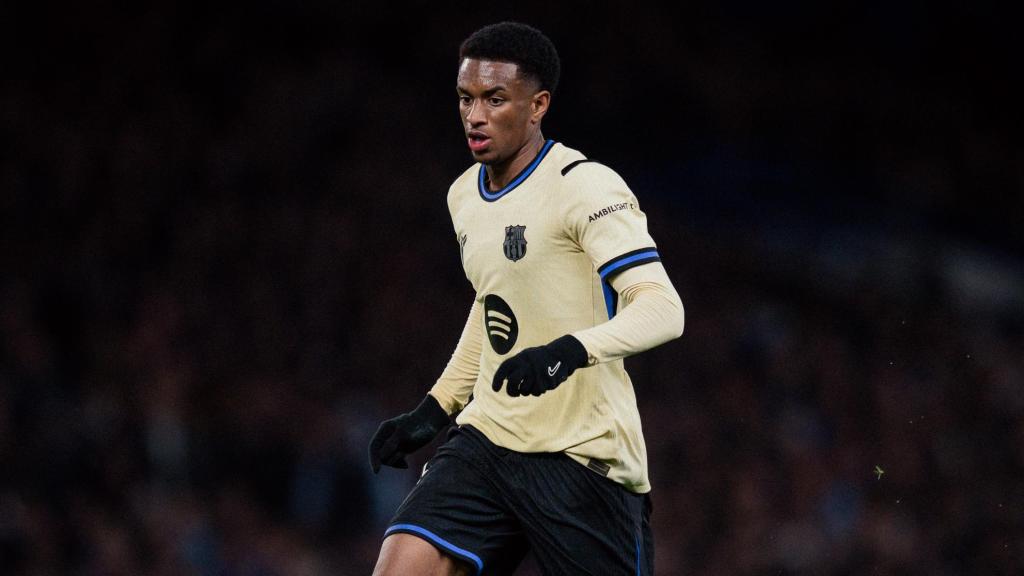 Alejandro Balde durant el Chelsea-Barça