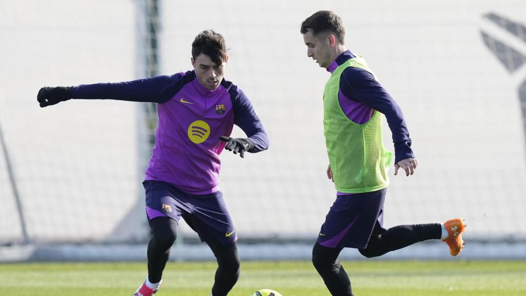 Pedri i Marc Casadó, a l'entrenament previ al Barça-Alabès