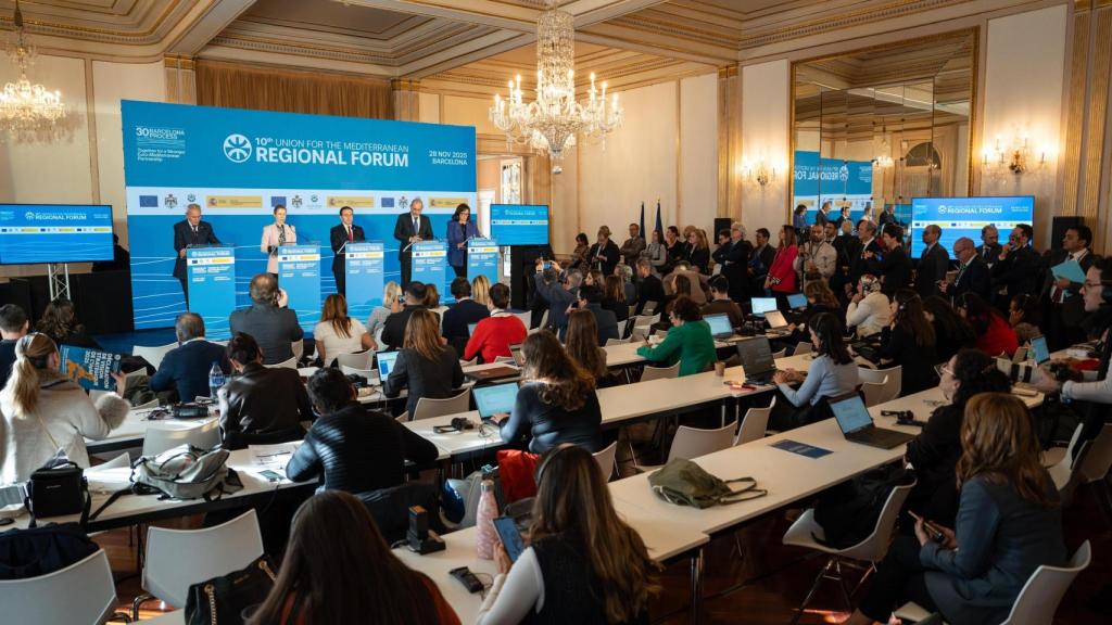 Rueda de prensa por el 10º Foro Regional de la Unión por el Mediterráneo, en el Palau de Pedralbes, Barcelona, a 28 de noviembre de 2025