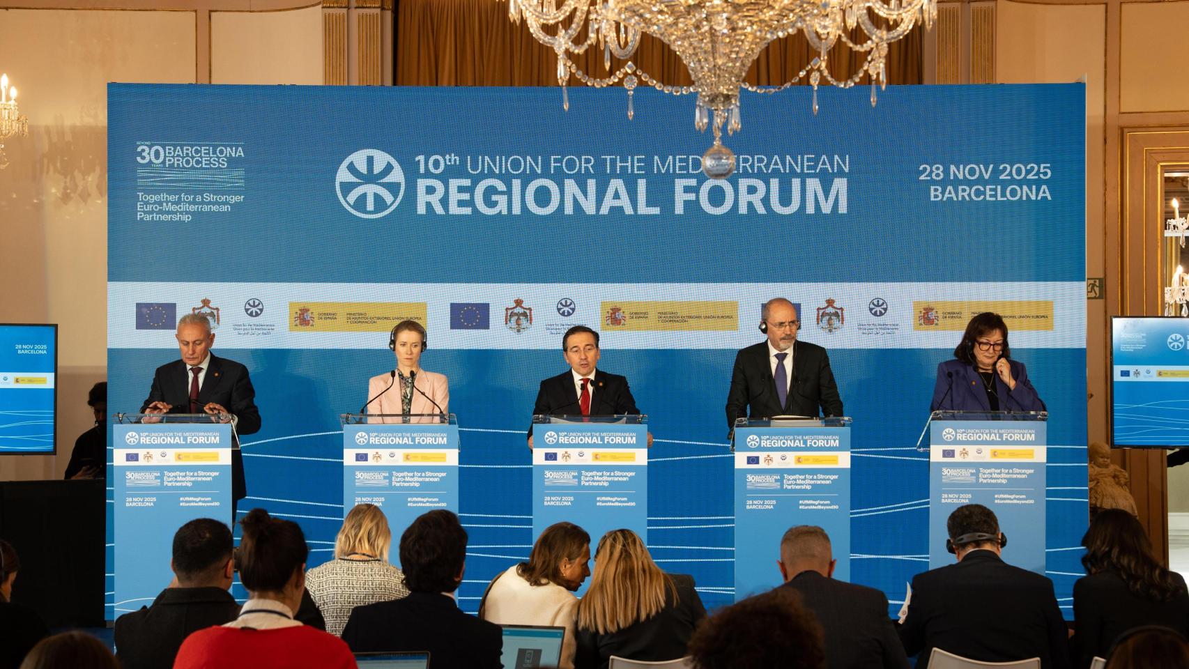 Rueda de prensa por el 10º Foro Regional de la Unión por el Mediterráneo, en el Palau de Pedralbes, Barcelona, a 28 de noviembre de 2025