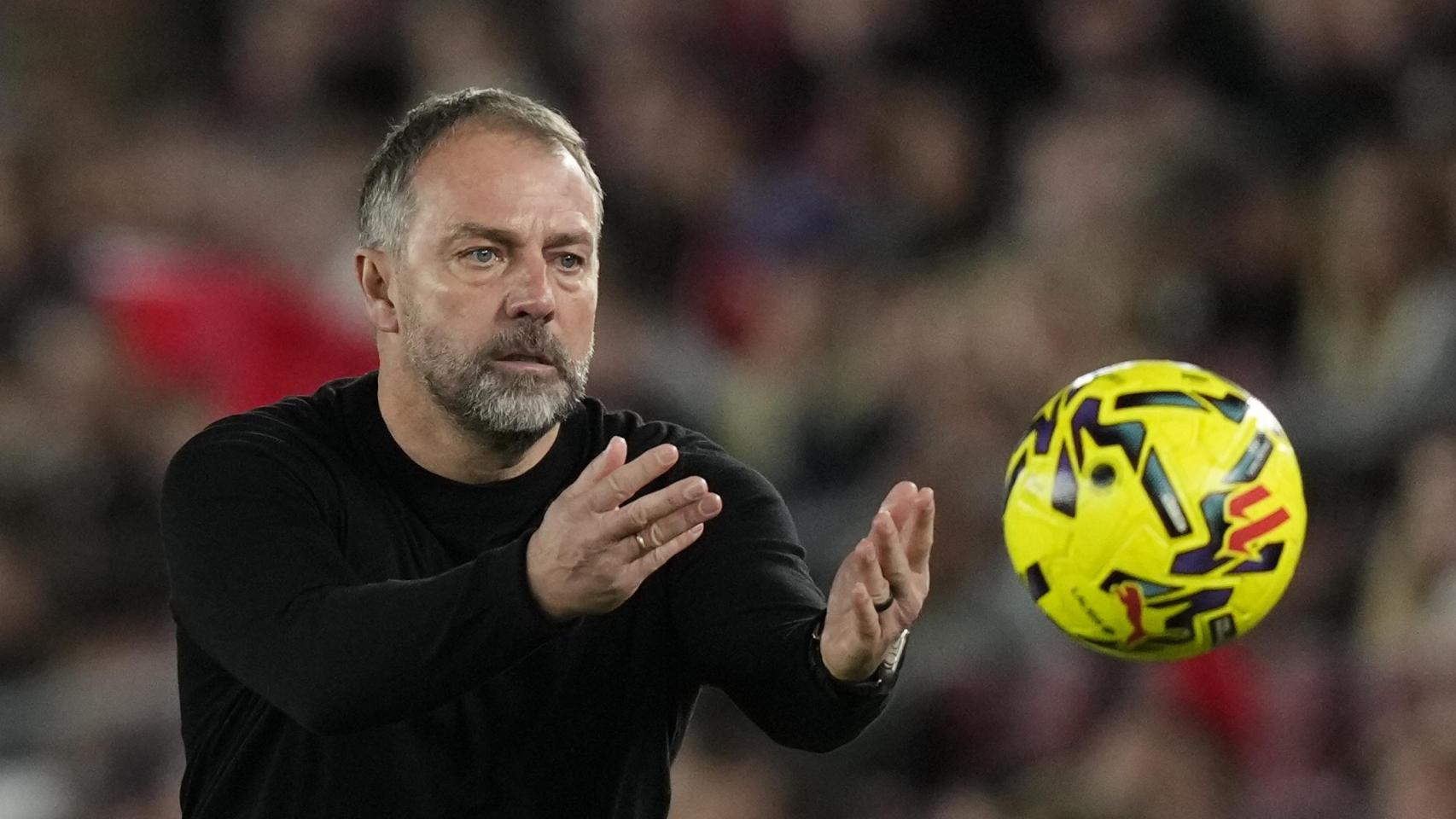 Hansi Flick en el Barça-Alavés