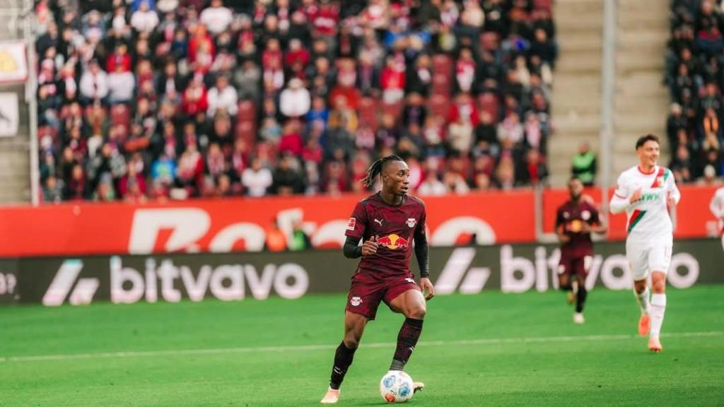 Yan Diomande, extrem del Leipzig que agrada al Barça