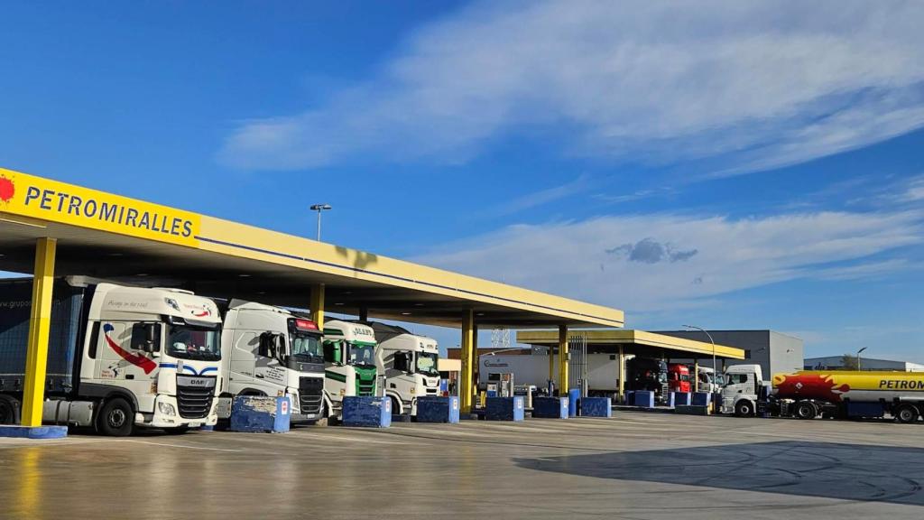 Gasolinera de Petromiralles