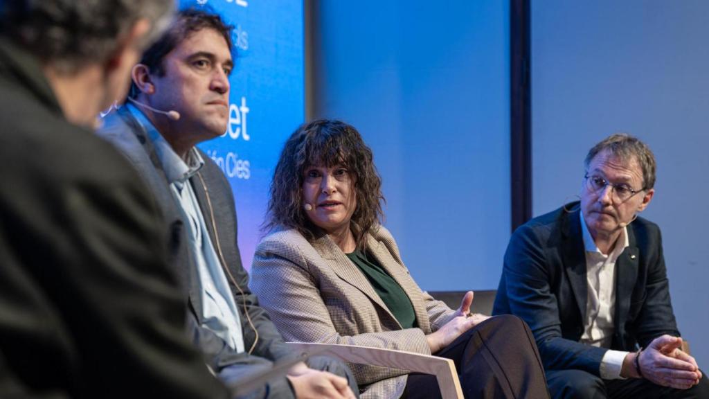 David Bonvehí, Director General de Economía Social y Solidaria de la Generalitat;  Laura Rodríguez, HR People Experience Director en Grifols, y Josep Roset, Presidente de Fundación Cies en la jornada por la inclusión laboral de las personas con discapacidad de la Fundación Sesé