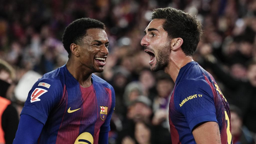 Ferran Torres celebra el seu gol al Barça-Atlètic de Madrid amb Alejandro Balde