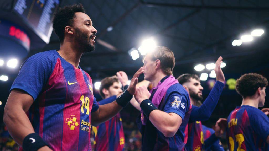 El Barça de balonmano celebra un gol contra el PSG