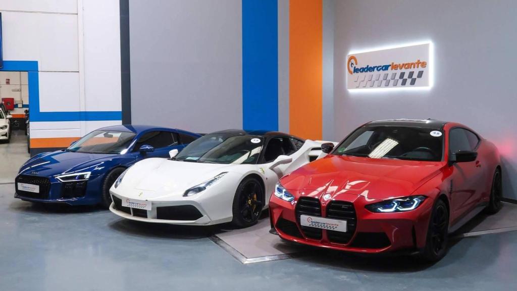 Vehículos de ocasión en las instalaciones de LeaderCar Levante