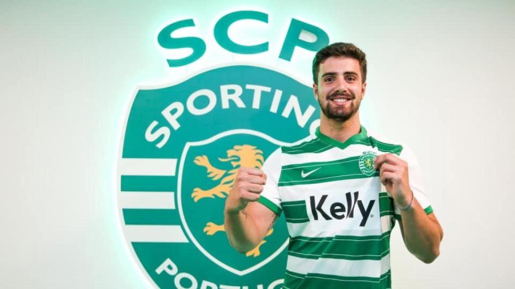 Martim Costa, en su presentación con el Sporting CP en 2021