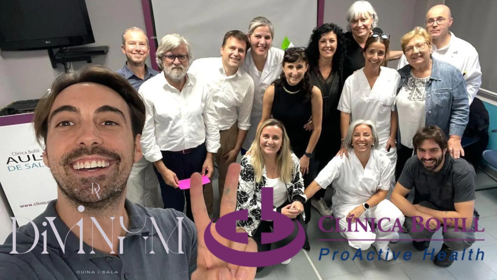 El gerente de Bofill (3i), su hijo (4i), el jefe médico (1d), y los logos de la Clínica y Divinum