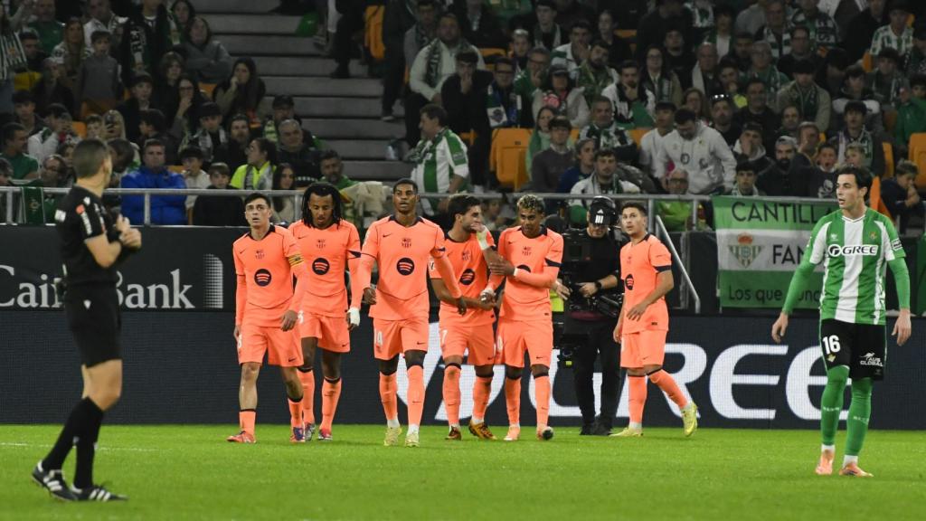 Los jugadores del Barça celebran un gol ante el Betis