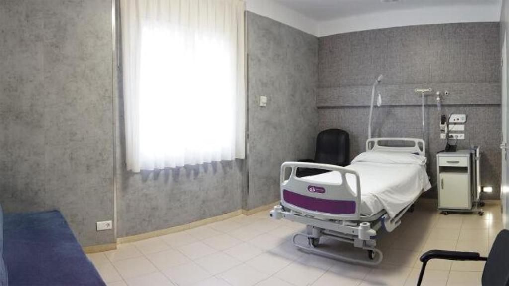 Habitació de la Clínica Bofill, a Girona