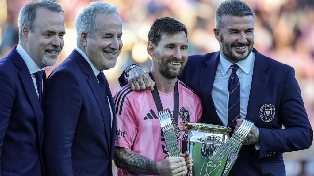 Leo Messi, junto a David Beckham, tras ganar la MLS