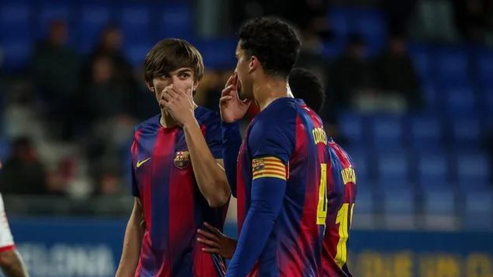 Los jugadores del Barça B en un partido de Segunda Federación