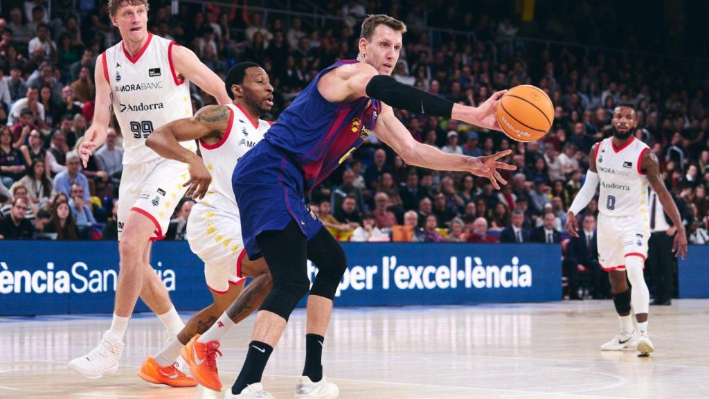 Jan Vesely en el Morabanc Andorra-Barça de basket