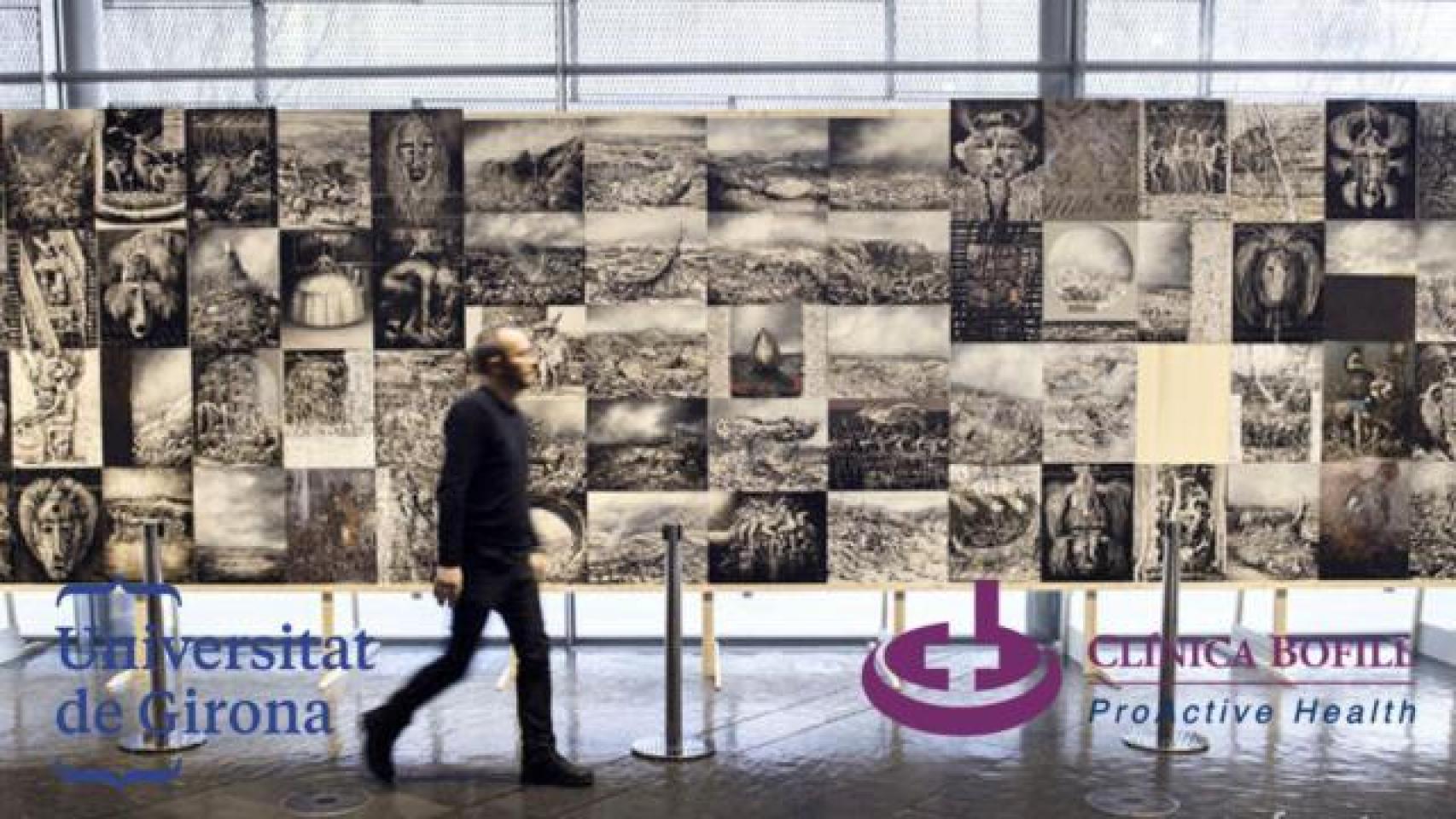 Un acto de la Cátedra Dr Bofill en la Universidad de Girona, el logo de esta y el del grupo sanitario