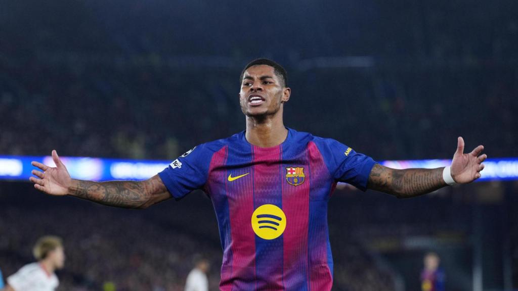 Marcus Rashford, contento tras asistir a Koundé en el Barça-Eintracht