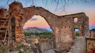 El pueblo abandonado de Tarragona que resucita por Navidad, la Masia de Castelló