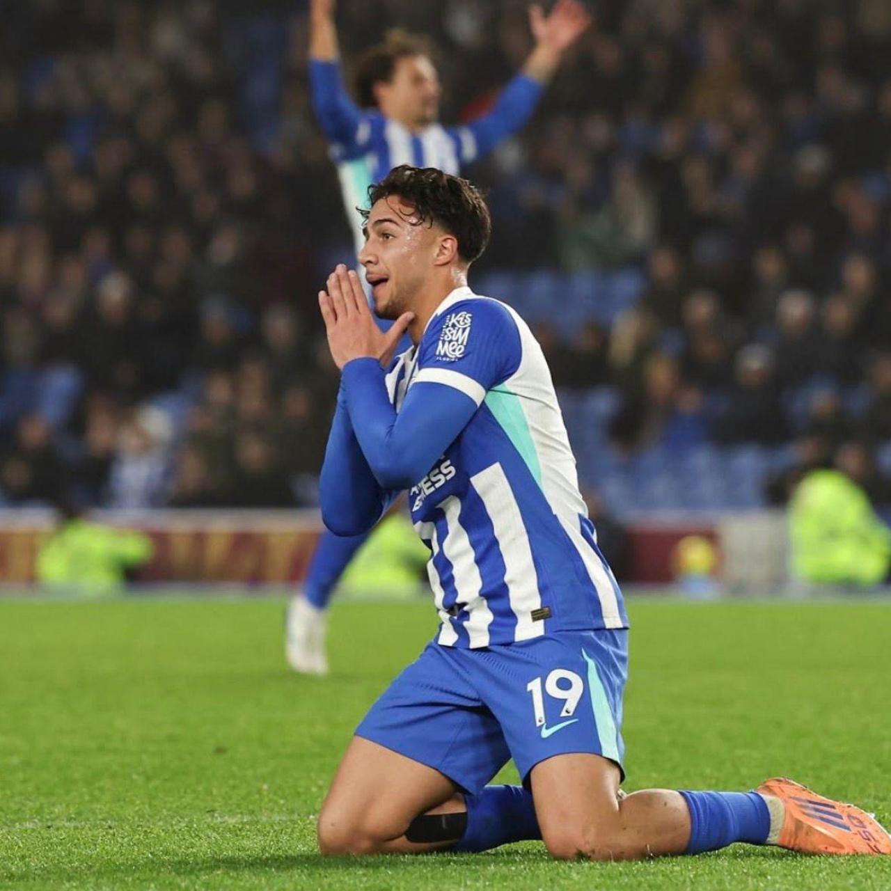 Charalampos Koustoulas amb el Brighton