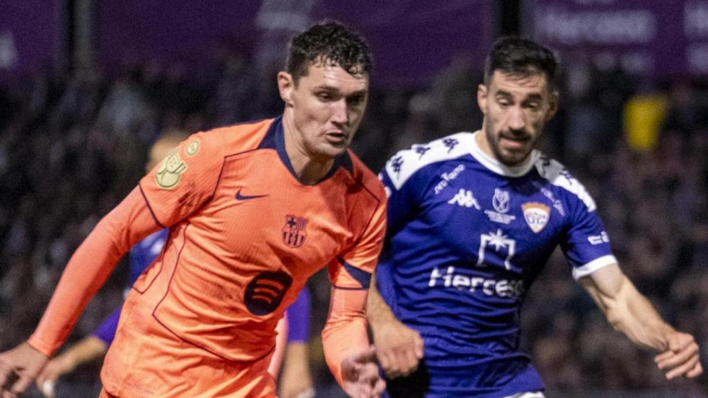 Andreas Christensen durant el Guadalajara-Barça