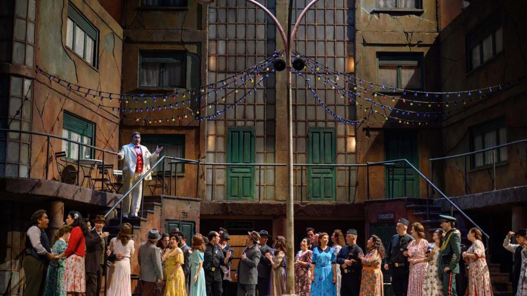 Una escena de L'elisir d'amore, en el Liceu
