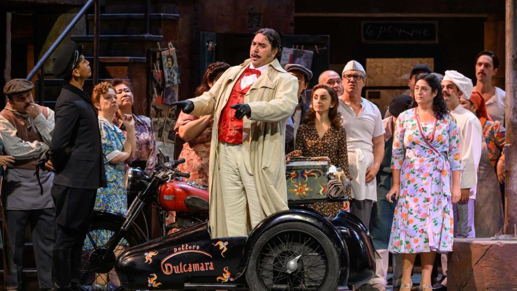 Escena de 'L'elisir d'amore'