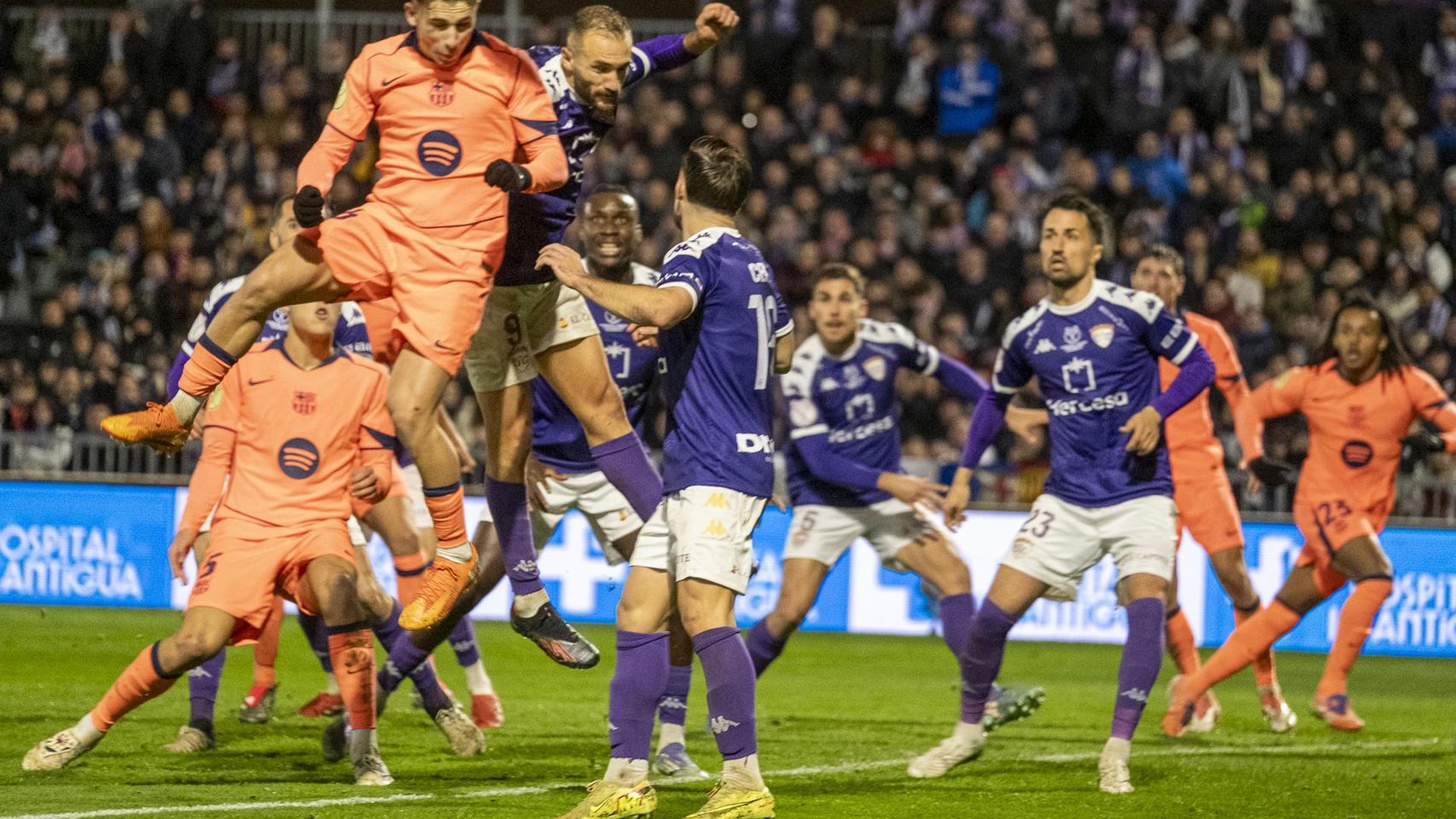 Cómo ver el Racing-Barça de la Copa del Rey gratis y en directo